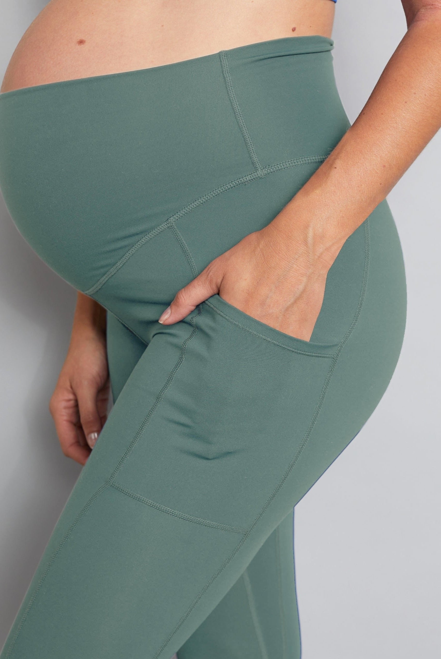 Maternity leggings sage khaki